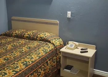 Travel Inn hotel thumbnail 7