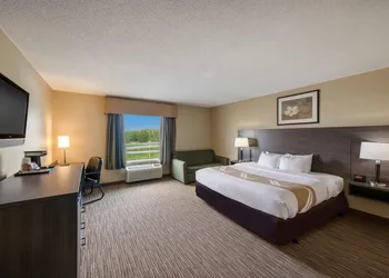 Quality Inn & Suites Fishkill South near I-84 hotel thumbnail 6