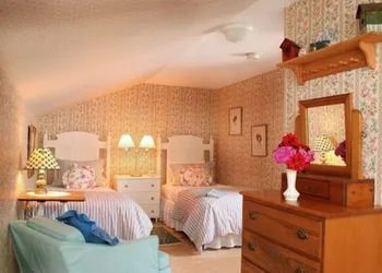 Deerhill Inn hotel thumbnail 3