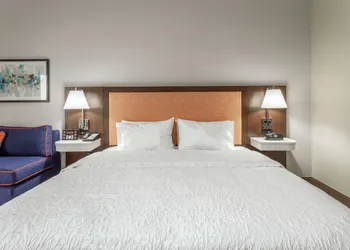 Hampton Inn Jefferson City at Capital Mall hotel thumbnail 6