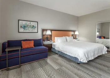 Hampton Inn Jefferson City at Capital Mall hotel thumbnail 8