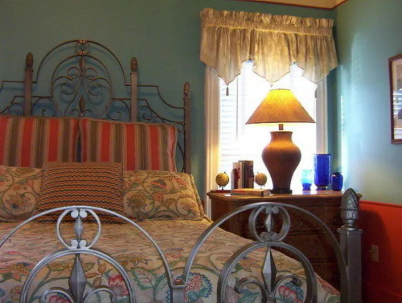 Hidden Garden Cottages & Suites hotel detail image 2
