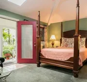 Hidden Garden Cottages & Suites hotel detail image 4