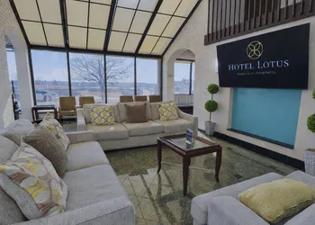 Hotel Lotus Kansas City Stadium hotel thumbnail 2