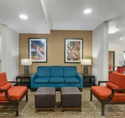 Comfort Inn & Suites Kansas City - Northeast hotel detail image 3