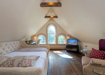 Stonehurst Place Bed & Breakfast hotel thumbnail 6