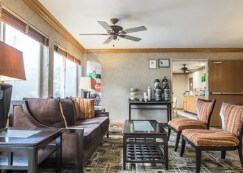 Quality Suites San Diego Otay Mesa hotel thumbnail 3