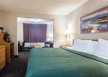 Quality Suites San Diego Otay Mesa hotel thumbnail 4