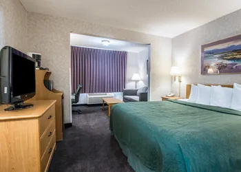 Quality Suites San Diego Otay Mesa hotel thumbnail 6