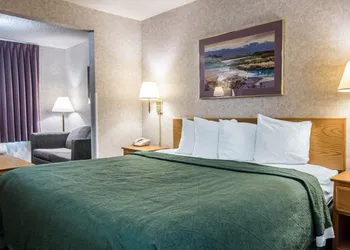 Quality Suites San Diego Otay Mesa hotel thumbnail 7
