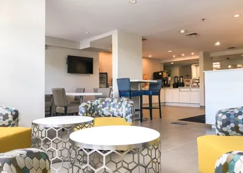Microtel Inn & Suites by Wyndham Eagan/St Paul hotel thumbnail 2