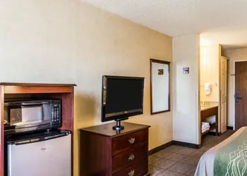 Quality Inn Denver Northeast Brighton hotel thumbnail 5