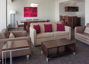 Delta Hotels by Marriott Ottawa City Centre hotel thumbnail 6