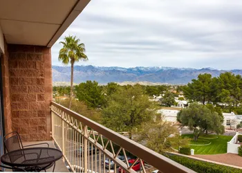 Embassy Suites by Hilton Tucson East hotel thumbnail 7