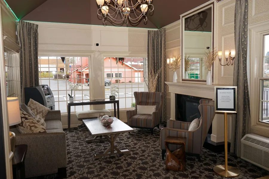 Wingate by Wyndham Bellingham Heritage Inn hotel detail image 2