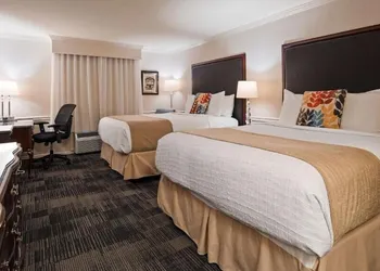 Wingate by Wyndham Bellingham Heritage Inn hotel thumbnail 7