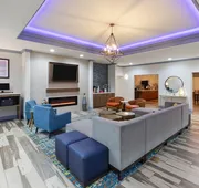 La Quinta Inn & Suites by Wyndham Oklahoma City - Moore hotel detail image 4