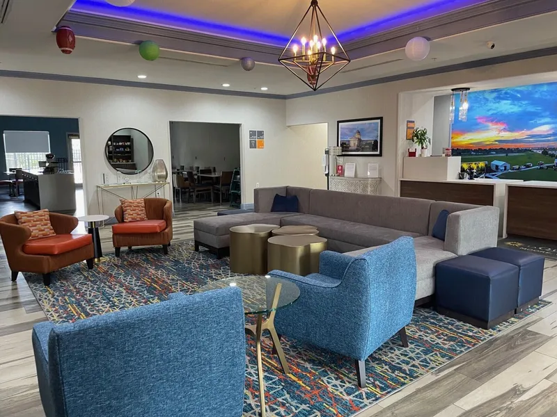 La Quinta Inn & Suites by Wyndham Oklahoma City - Moore hotel detail image 6
