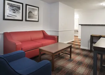 Luxbury Inn & Suites hotel thumbnail 6
