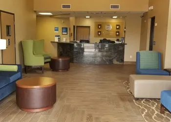Comfort Inn & Suites Murrieta Temecula Wine Country hotel thumbnail 3