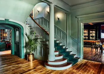 The Vanderbilt, Auberge Collection hotel thumbnail 2