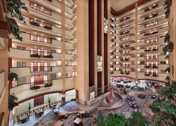 Embassy Suites by Hilton Nashville SE Murfreesboro hotel thumbnail 2