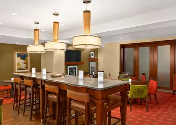 Hampton Inn Heath-Newark hotel thumbnail 5