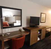 Hampton Inn Heath-Newark hotel detail image 7