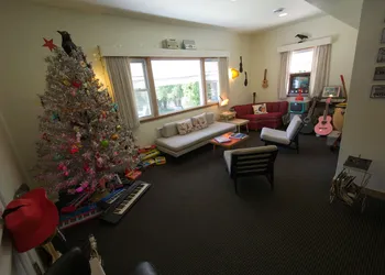 Holiday Music Motel hotel thumbnail 3