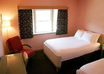 Holiday Music Motel hotel thumbnail 5