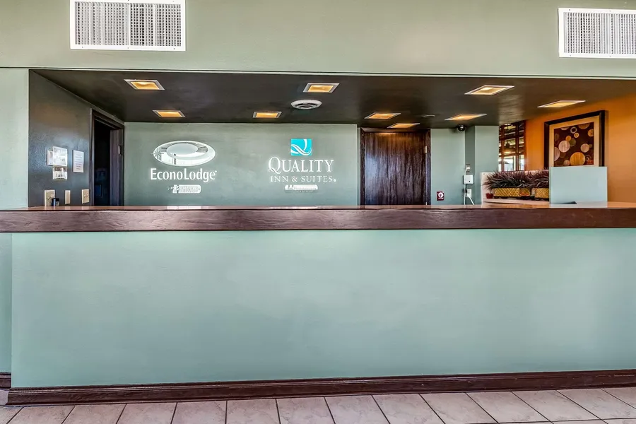 Quality Inn & Suites Albert Lea hotel detail image 2