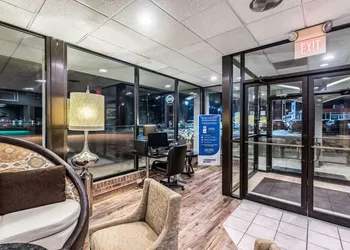 Quality Inn & Suites Albert Lea hotel thumbnail 5