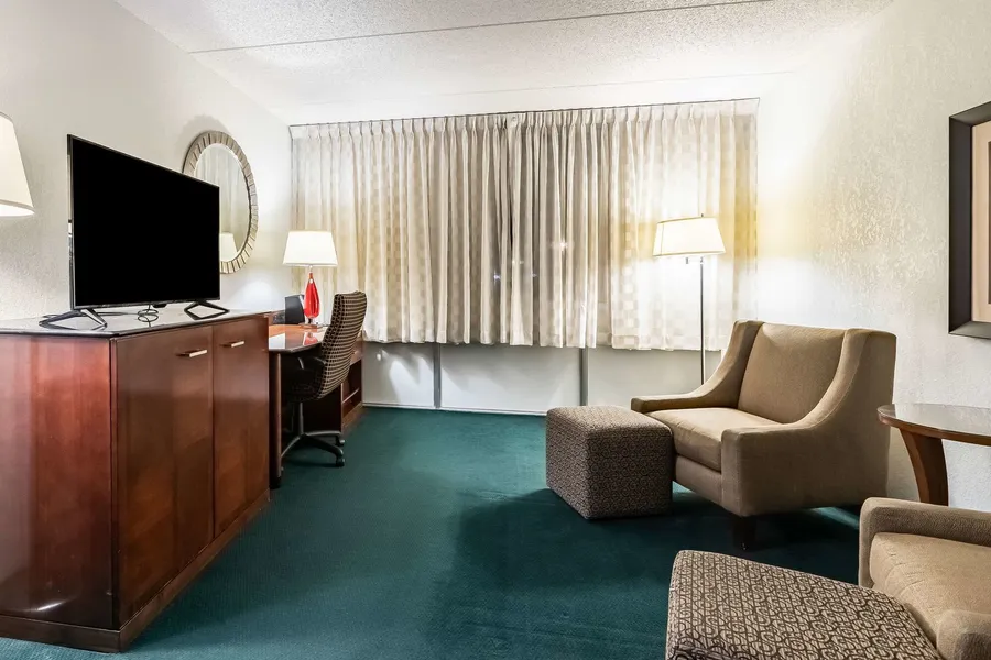 Quality Inn & Suites Albert Lea hotel detail image 6