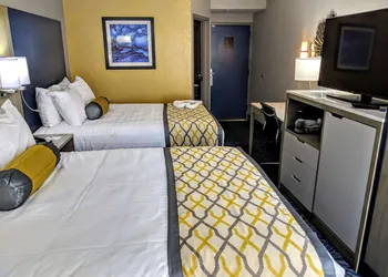 Best Western Plus Bloomington East Hotel hotel thumbnail 6