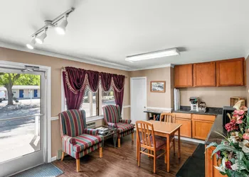 Americas Best Value Inn Jonesville Hillsdale hotel thumbnail 2