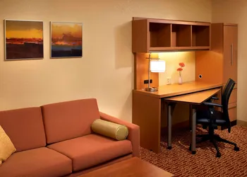 Sonesta Simply Suites Detroit Novi hotel thumbnail 6