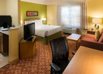 Sonesta Simply Suites Detroit Novi hotel thumbnail 8