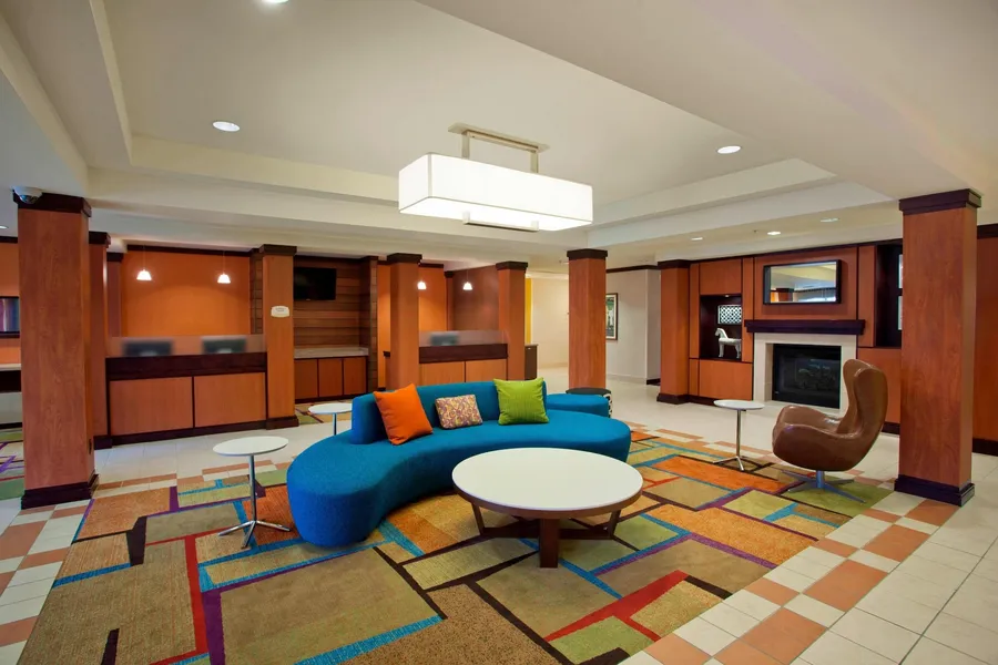 Fairfield Inn & Suites by Marriott Detroit Metro Airport Romulus hotel detail image 2