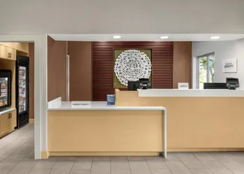 Fairfield Inn & Suites Saginaw hotel thumbnail 2