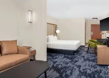 Fairfield Inn & Suites Saginaw hotel thumbnail 5