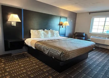 Coratel Inn and Suites by Jasper Stillwater hotel thumbnail 5