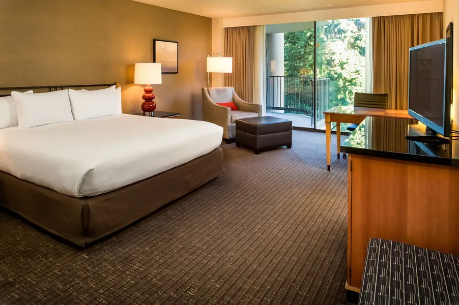 DoubleTree by Hilton Seattle Airport hotel detail image 6