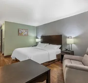 Hotel Fuzion Inn & Suites hotel detail image 7