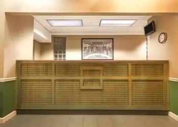 Super 8 by Wyndham Madison/Ridgeland Area hotel thumbnail 6