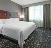 Embassy Suites by Hilton St. Louis St. Charles hotel detail image 7