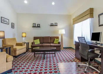 Rodeway Inn hotel thumbnail 5