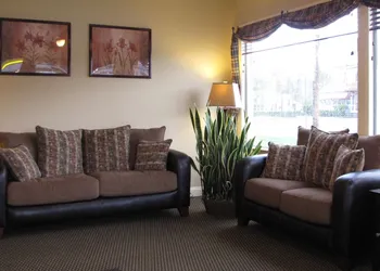 Mt Madison Inn & Suites hotel thumbnail 4