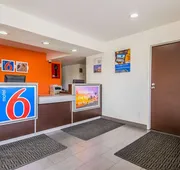 Motel 6-Bakersfield CA - Airport hotel detail image 4