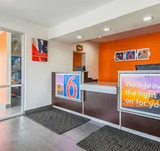 Motel 6-Bakersfield CA - Airport hotel detail image 5