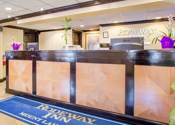 Rodeway Inn Mount Laurel Hwy 73 hotel thumbnail 3